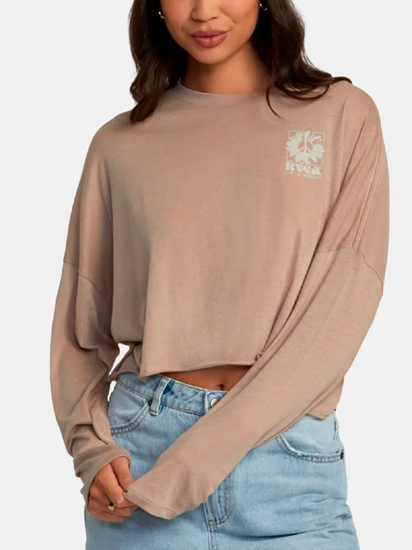 Weekend Sporty Cloud Long Sleeve T-Shirt