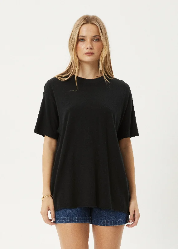 Sleek Casualwear AFENDS Womens Slay - Oversized Tee - Black