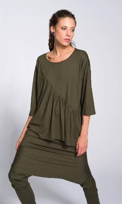 Tailored Essentials Loose Blouse with Front Gathering