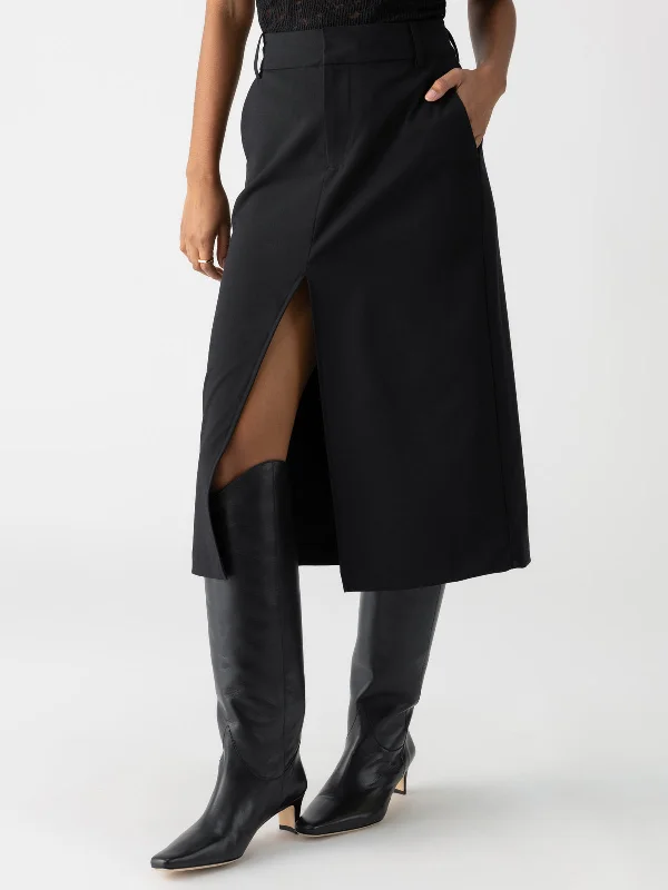 Classic Slit Standard Rise Skirt Black