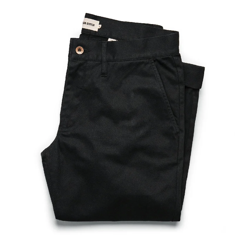 Relaxed Denim The Slim Chino in Organic Coal